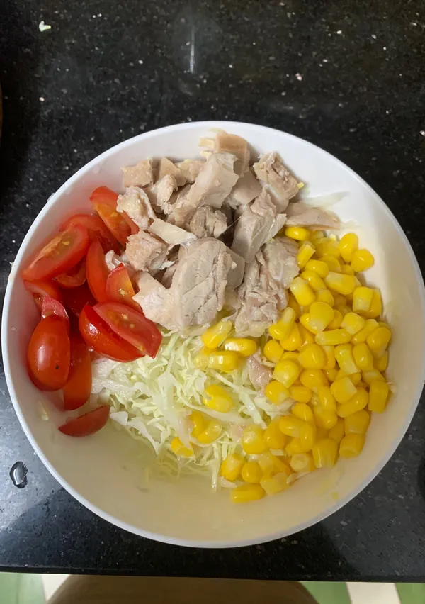 Salad má đùi gà EatClean